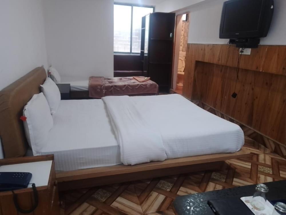 Hotel Assembly Shillong Exterior foto